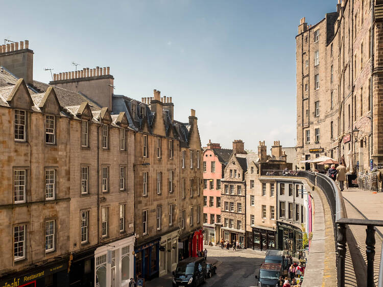 Fill up your bags on Victoria Street 