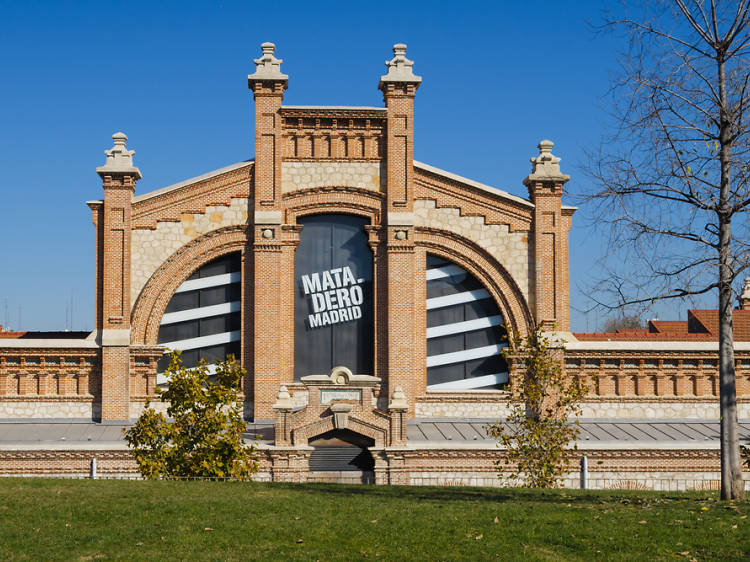 Enjoy art and markets at Matadero Madrid